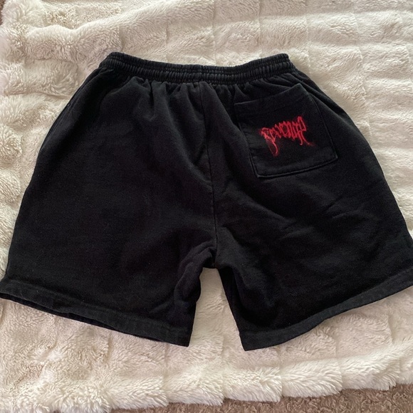 Revenge Shorts - Picture 2 of 3
